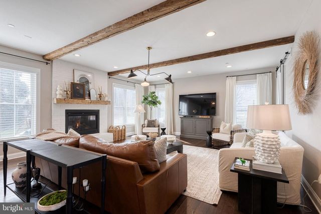 3997 MANOR OAKS RD, Phoenix, MD 21131