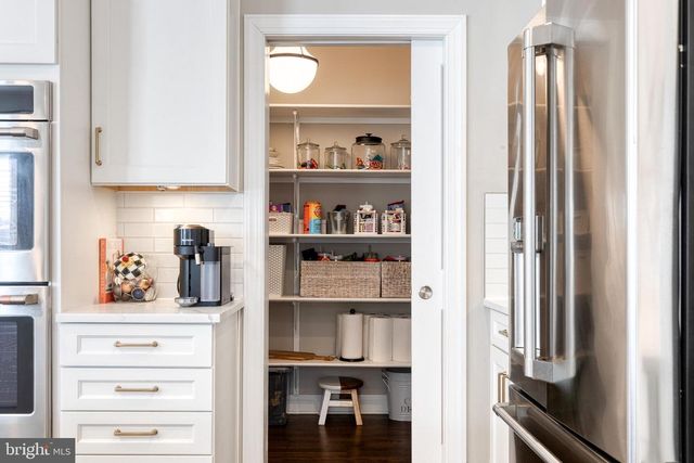 3997 MANOR OAKS RD, Phoenix, MD 21131