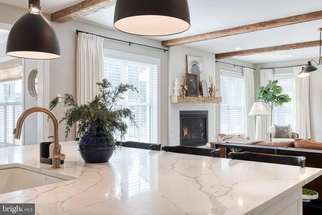 3997 MANOR OAKS RD, Phoenix, MD 21131