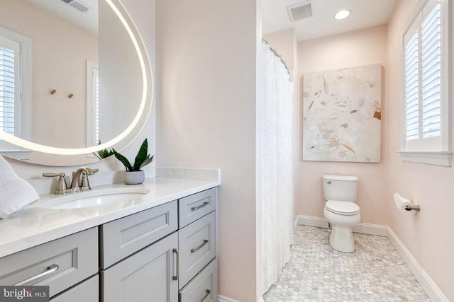 3997 MANOR OAKS RD, Phoenix, MD 21131