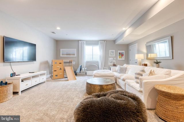 3997 MANOR OAKS RD, Phoenix, MD 21131