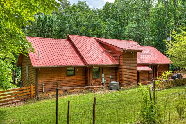 98 Bear Lane, Blue Ridge, GA 30513