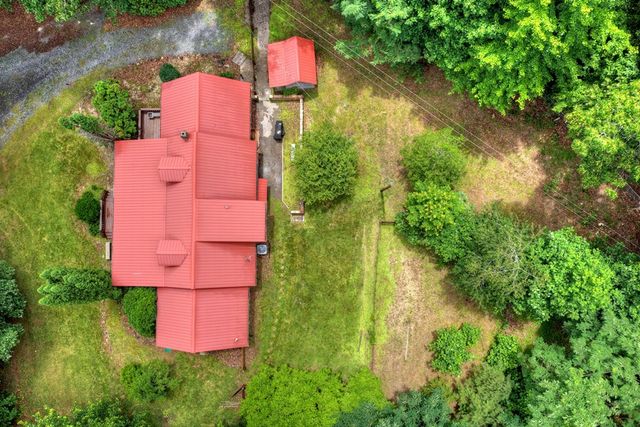98 Bear Lane, Blue Ridge, GA 30513