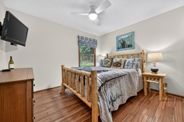 98 Bear Lane, Blue Ridge, GA 30513