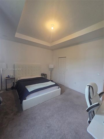 21124 NE 8th Avenue 211, Miami, FL 33179