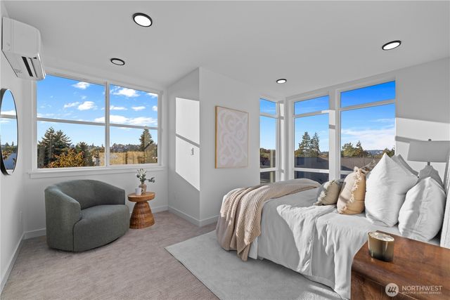 1706 B N 47th Street, Seattle, WA 98103