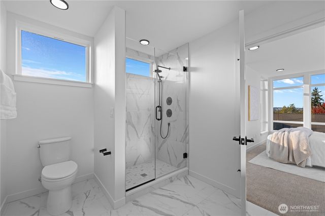 1706 B N 47th Street, Seattle, WA 98103