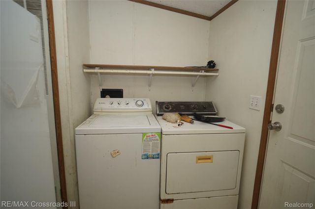 29515 Charles Street, Romulus, MI 48174