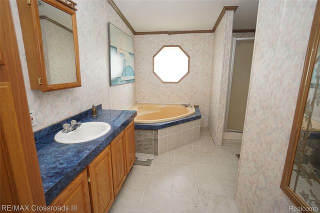 29515 Charles Street, Romulus, MI 48174