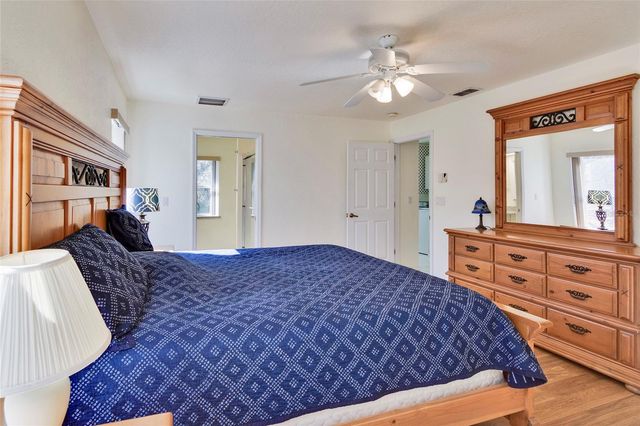 7095 BLACKBIRD AVENUE, Weeki Wachee, FL 34613