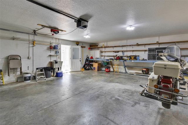 7095 BLACKBIRD AVENUE, Weeki Wachee, FL 34613