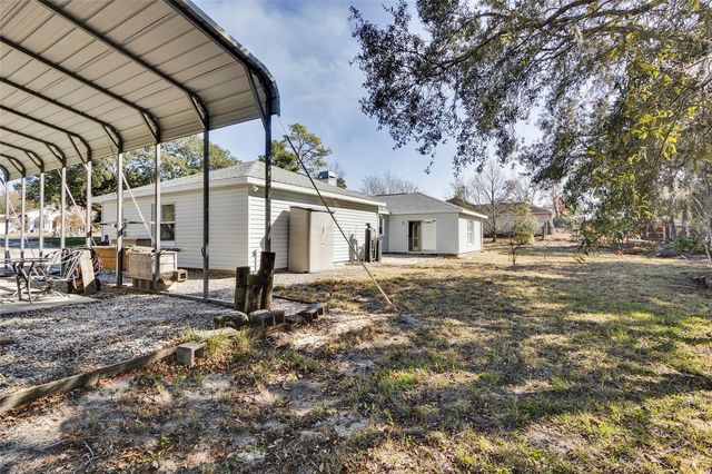 7095 BLACKBIRD AVENUE, Weeki Wachee, FL 34613