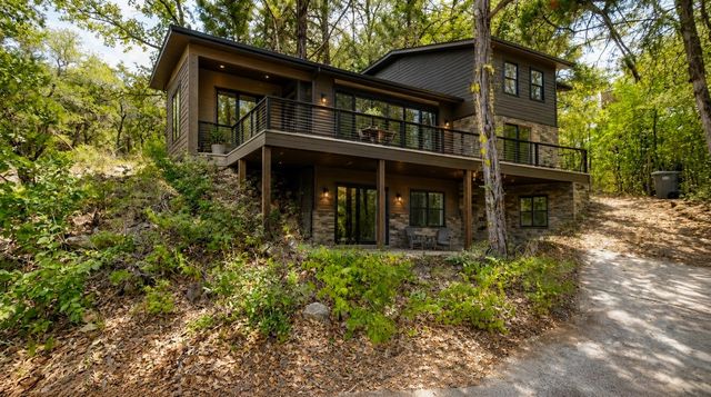 8200 Wavertree CT, Austin, TX 78745