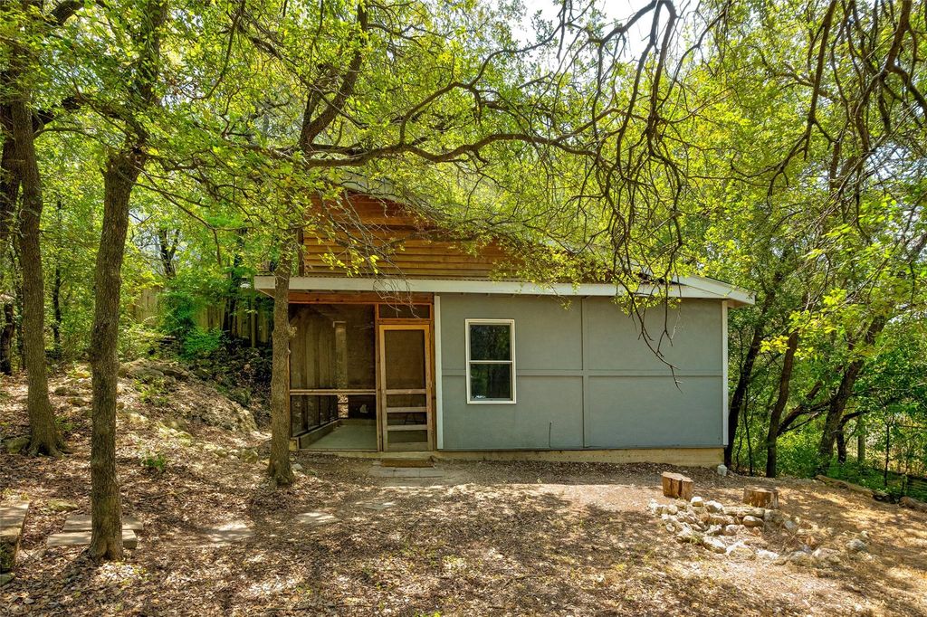 8200 Wavertree CT, Austin, TX 78745