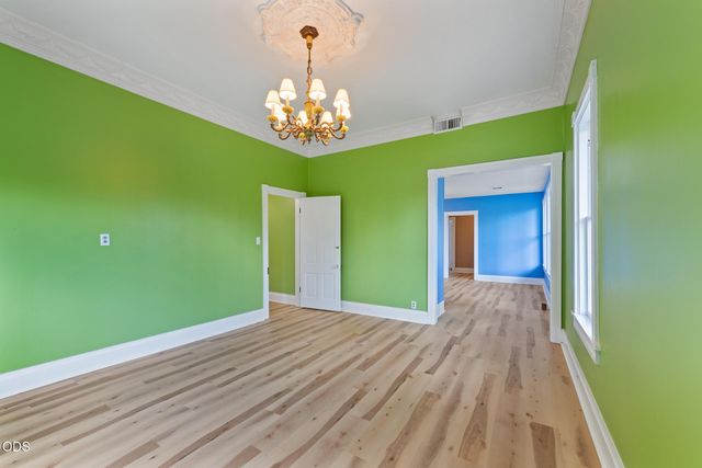 540 E California Street, Jacksonville, OR 97530