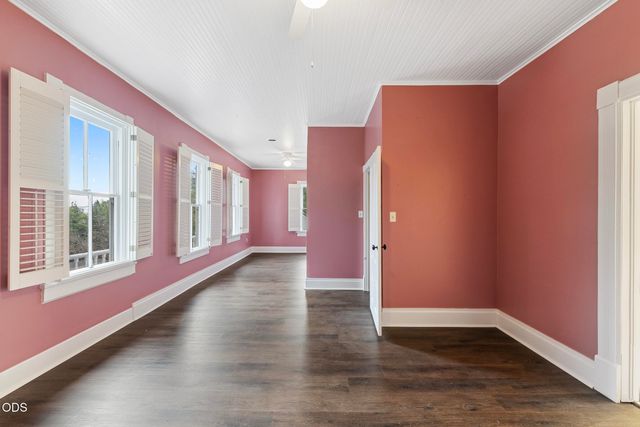 540 E California Street, Jacksonville, OR 97530
