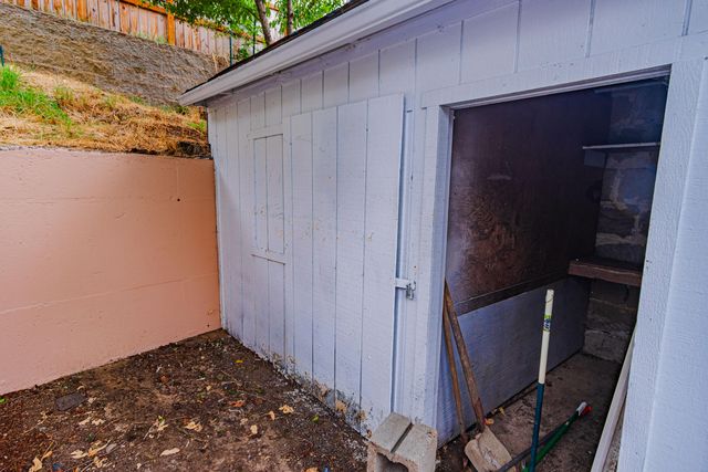 540 E California Street, Jacksonville, OR 97530