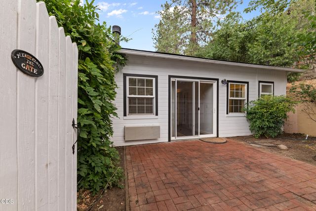 540 E California Street, Jacksonville, OR 97530
