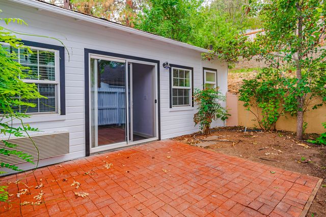 540 E California Street, Jacksonville, OR 97530