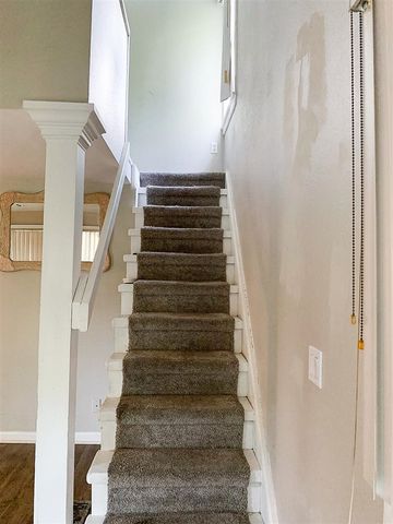 21517 Jacksonville Street, Farmington Hills, MI 48336