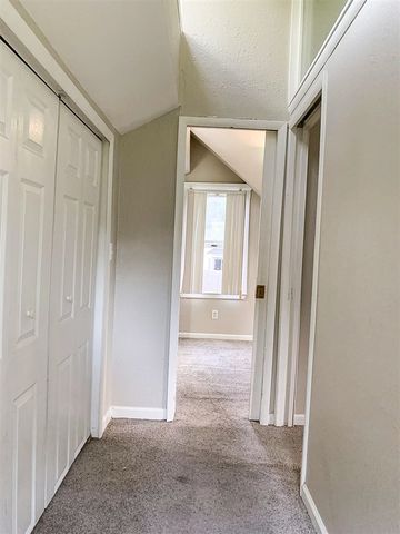 21517 Jacksonville Street, Farmington Hills, MI 48336