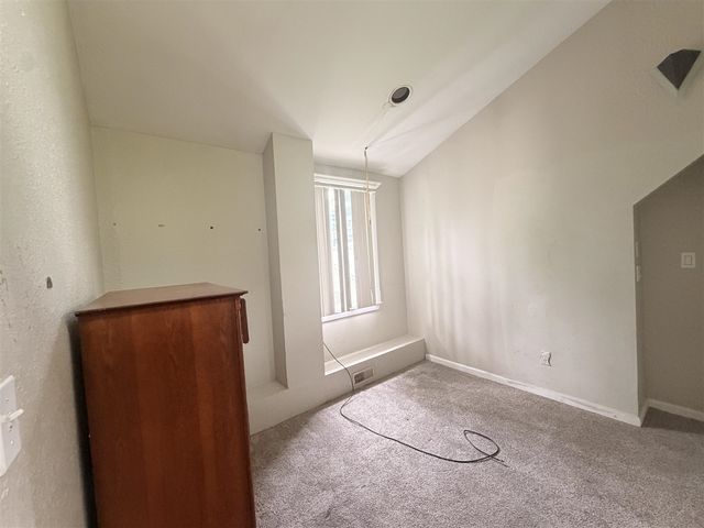 21517 Jacksonville Street, Farmington Hills, MI 48336