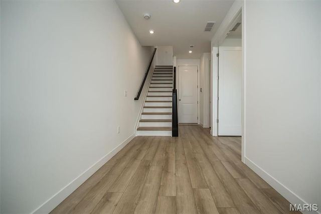 8904 Gateway Circle 41-808, Richmond Heights, MO 63144