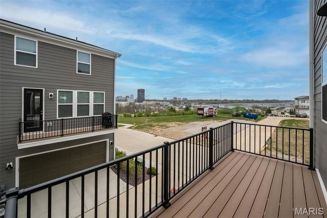 8904 Gateway Circle 41-808, Richmond Heights, MO 63144