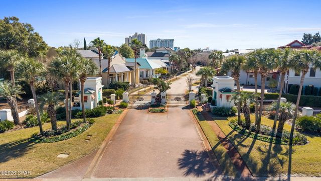 28 Rue Martine, Miramar Beach, FL 32550