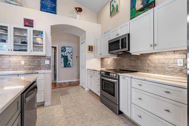 1404 SUNNINGDALE LANE, Ormond Beach, FL 32174