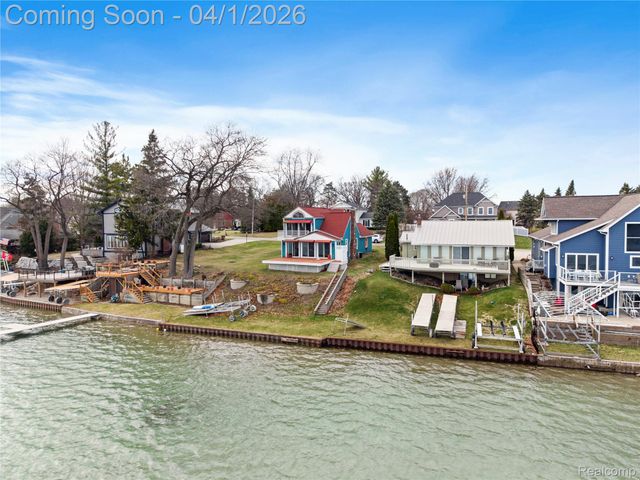 15195 Marl Drive, Fenton Charter Township, MI 48451