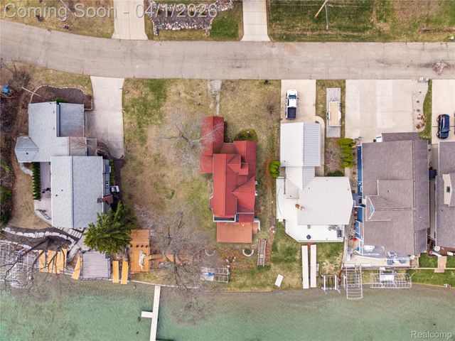 15195 Marl Drive, Fenton Charter Township, MI 48451