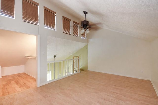 3115 Tom Green ST 404, Austin, TX 78705