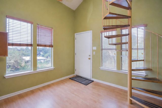 3115 Tom Green ST 404, Austin, TX 78705