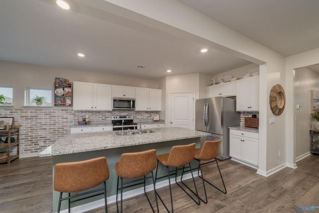 121 Derbyshire Drive, New Market, AL 35761