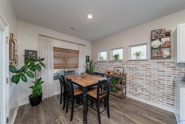 121 Derbyshire Drive, New Market, AL 35761