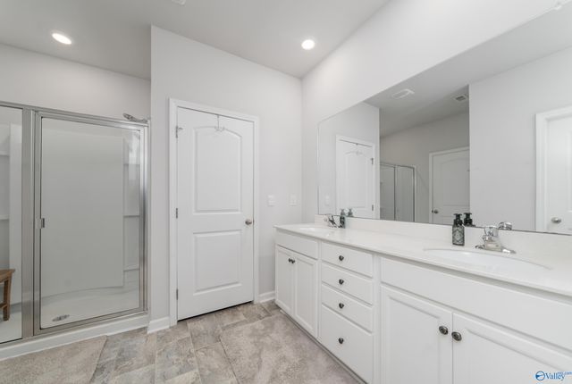 121 Derbyshire Drive, New Market, AL 35761