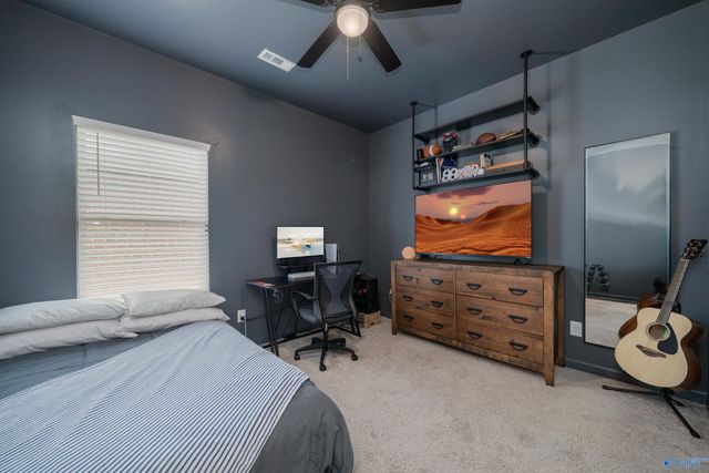 121 Derbyshire Drive, New Market, AL 35761