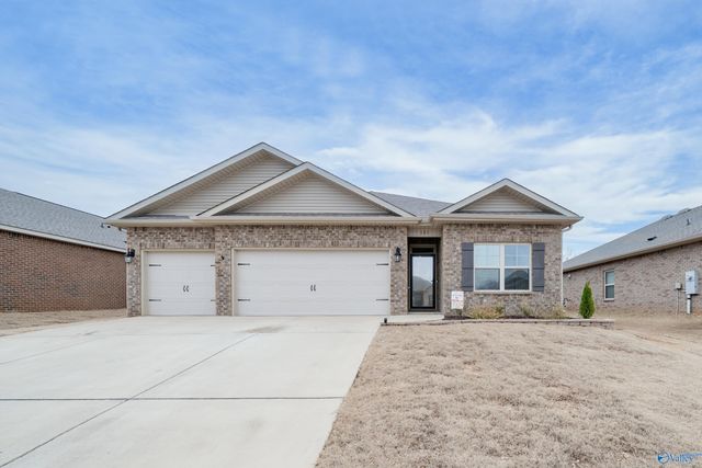 121 Derbyshire Drive, New Market, AL 35761