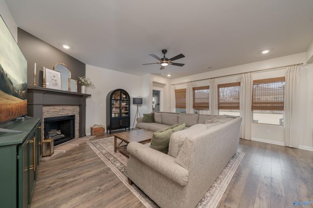 121 Derbyshire Drive, New Market, AL 35761