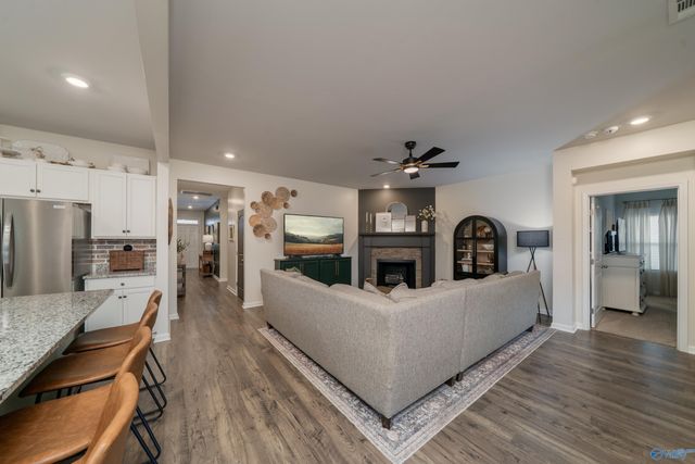 121 Derbyshire Drive, New Market, AL 35761