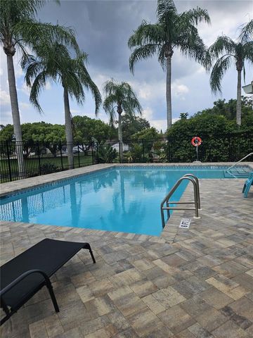 2843 THAXTON DRIVE 38, Palm Harbor, FL 34684