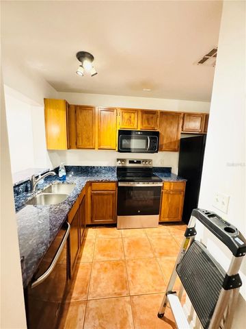 9517 DARIEN AVENUE 9517, Orlando, FL 32817