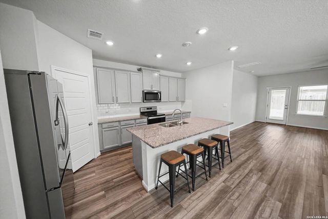 3037 BERINGER BLVD, Schertz, TX 78154
