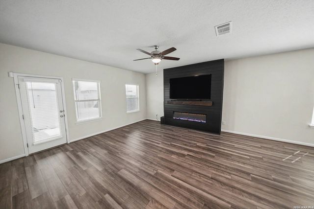 3037 BERINGER BLVD, Schertz, TX 78154