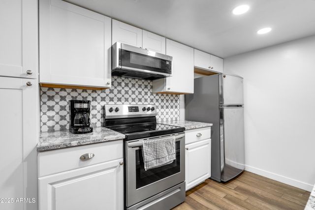 1032 E REDFIELD Road, Tempe, AZ 85283