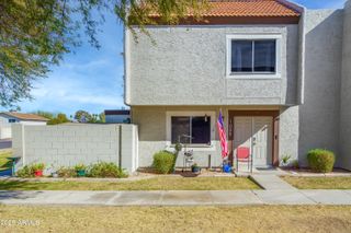 1032 E REDFIELD Road, Tempe, AZ 85283