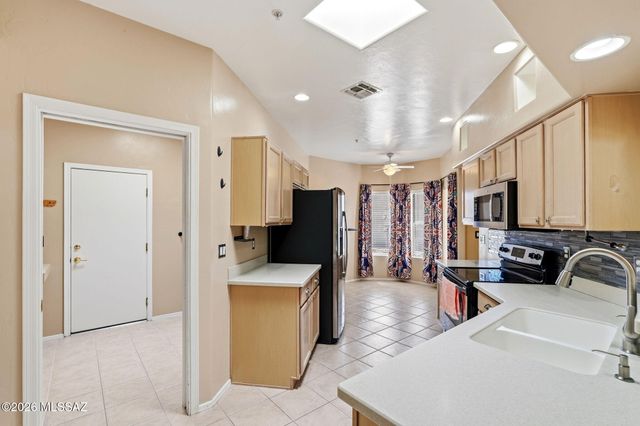 2340 S Orchard View Drive, Green Valley, AZ 85614