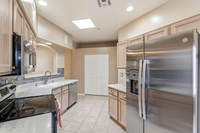 2340 S Orchard View Drive, Green Valley, AZ 85614
