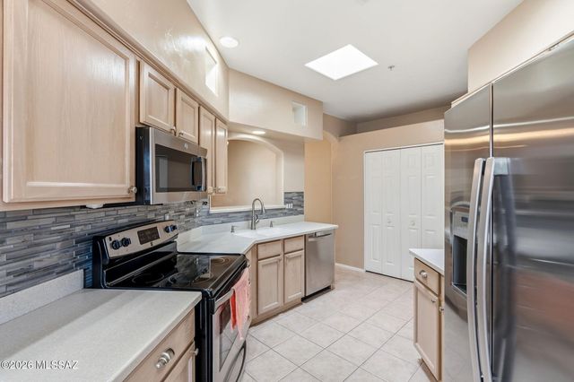 2340 S Orchard View Drive, Green Valley, AZ 85614